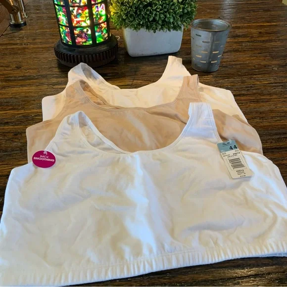 Fruit of the Loom Women’s 44 Under Bra Undergarment Sports Pajamas - Picture 1 of 11